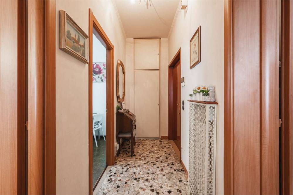 appartamento in vendita a Parma in zona Centro Storico