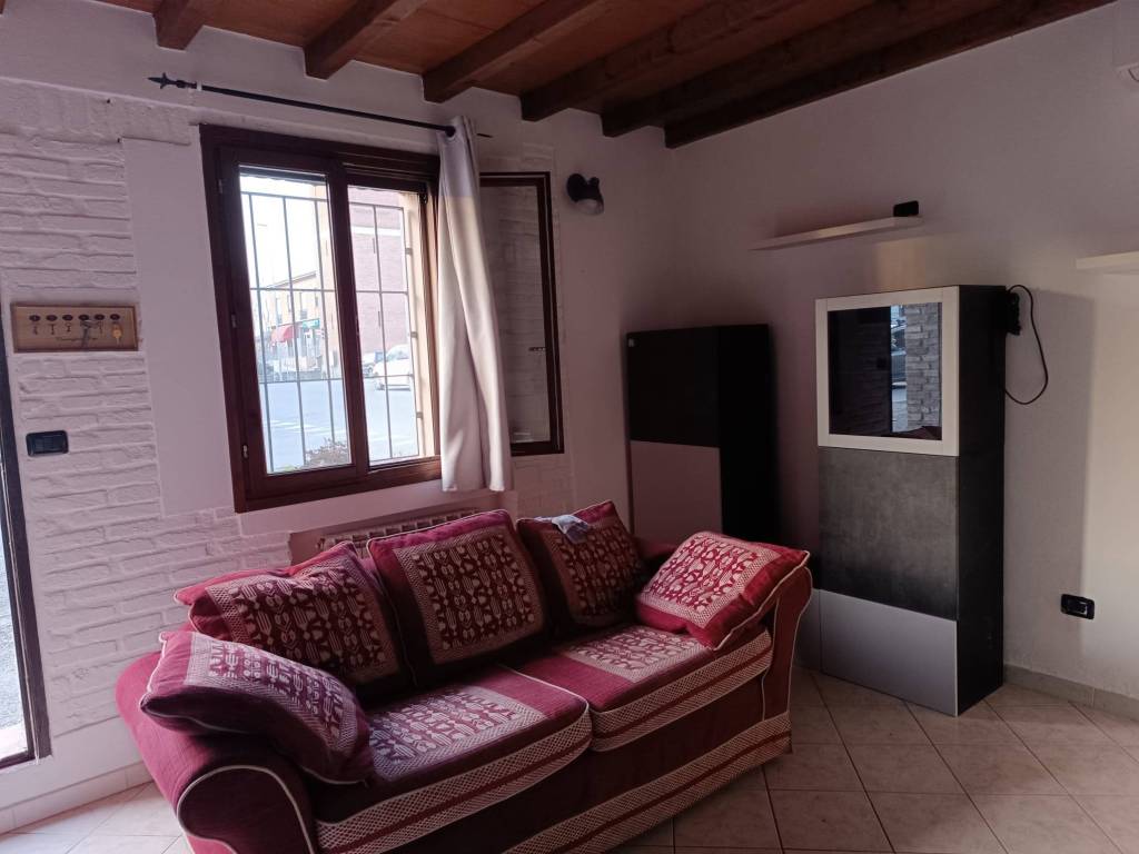 appartamento in vendita a Parma in zona Pilastrello