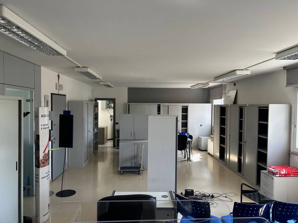 ufficio in vendita a Parma in zona Pablo