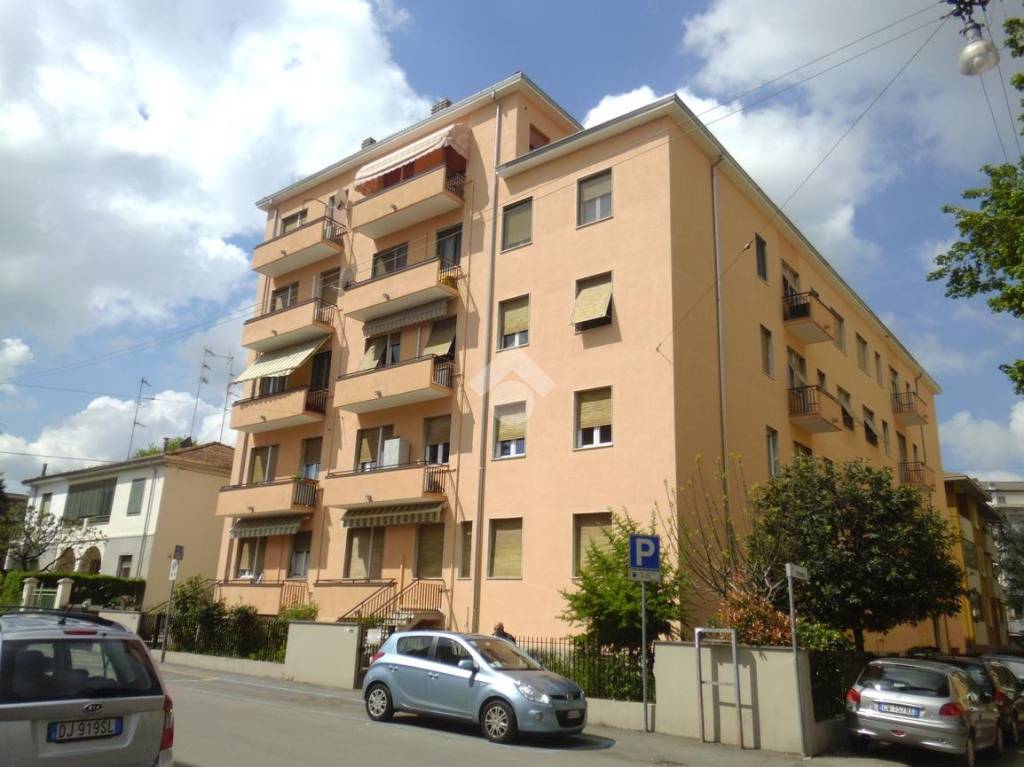 appartamento in vendita a Parma in zona San Leonardo