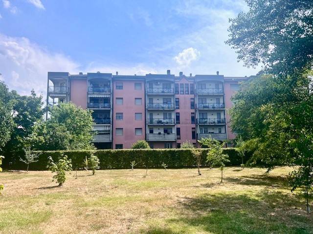appartamento in vendita a Parma in zona San Lazzaro