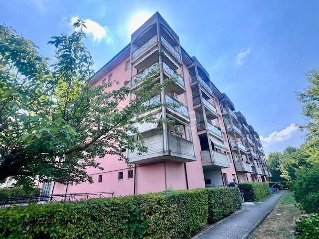 appartamento in vendita a Parma in zona San Lazzaro