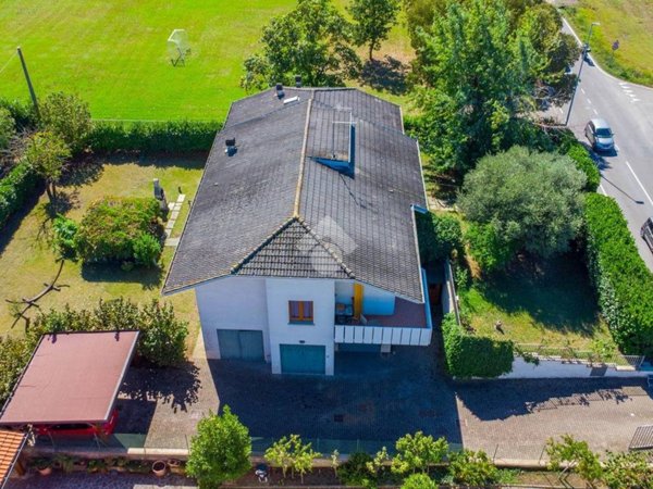 casa indipendente in vendita a Parma in zona Vigatto