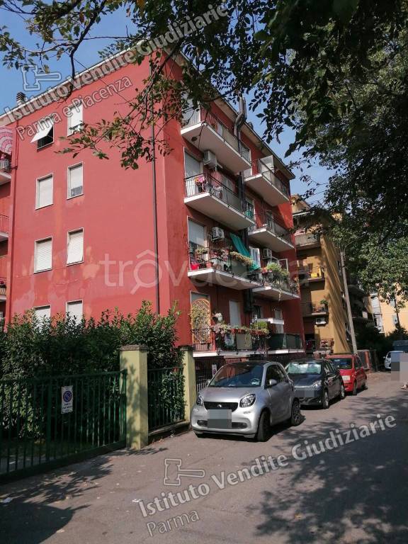 appartamento in vendita a Parma in zona San Leonardo