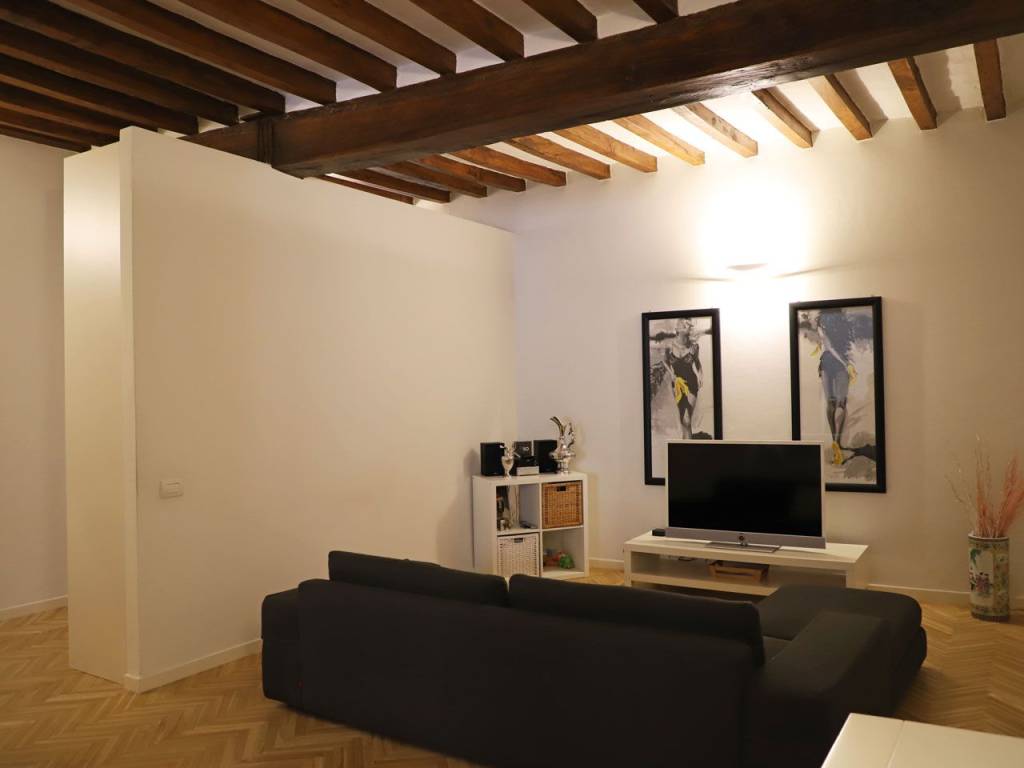 appartamento in vendita a Parma in zona Centro Storico