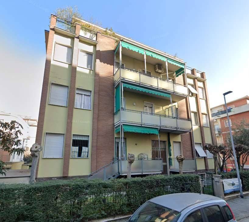 appartamento in vendita a Parma in zona San Leonardo