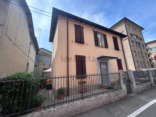 casa indipendente in vendita a Parma in zona Centro Storico