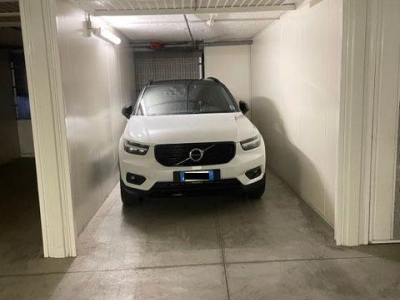 locale di sgombero in vendita a Parma