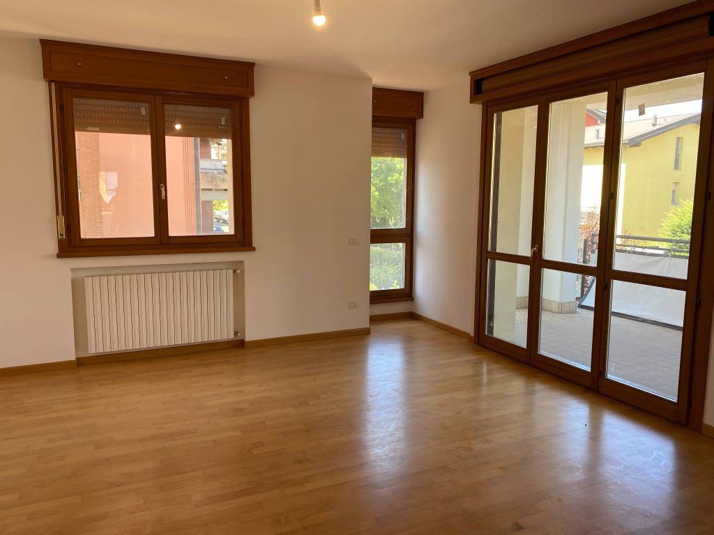 appartamento in vendita a Parma in zona San Lazzaro