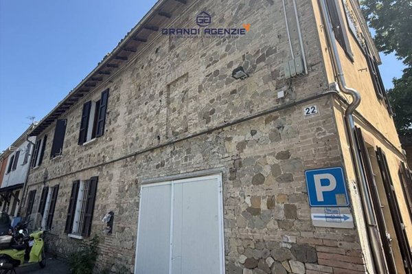 casa indipendente in vendita a Parma