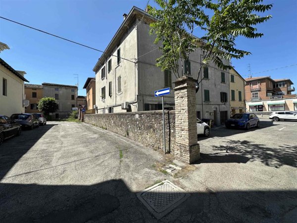 appartamento in vendita a Parma in zona Crocetta