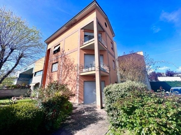 casa semindipendente in vendita a Parma