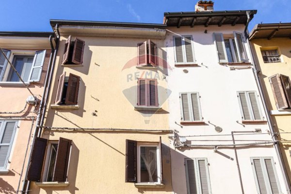 appartamento in vendita a Parma in zona Oltretorrente