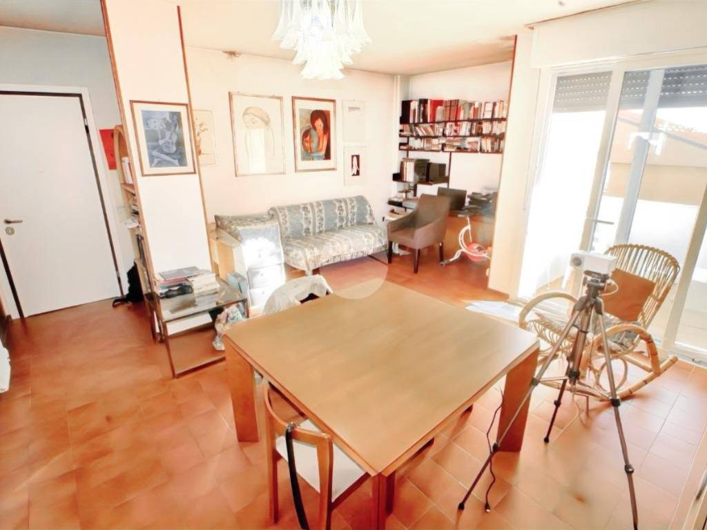 appartamento in vendita a Parma in zona Cittadella