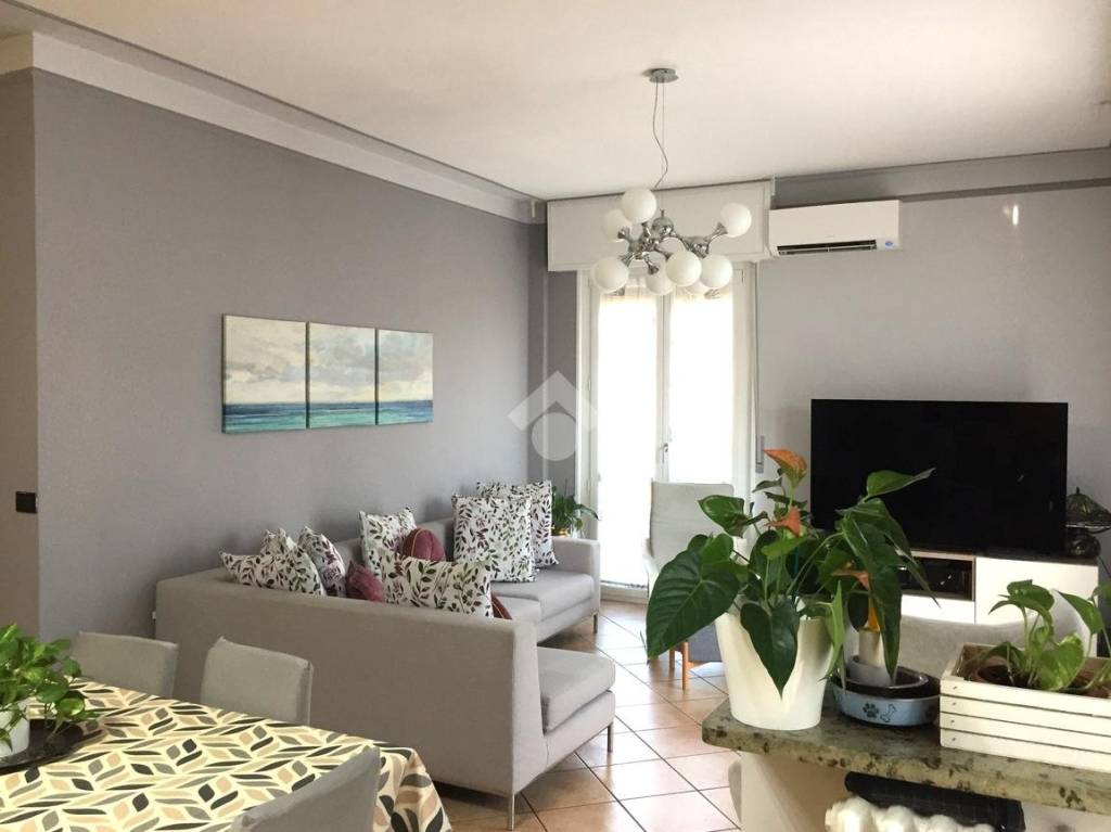 appartamento in vendita a Parma in zona Pablo