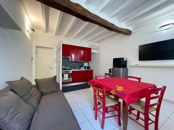 appartamento in vendita a Parma in zona Centro Storico