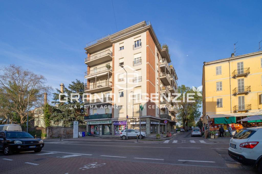 appartamento in vendita a Parma in zona San Leonardo