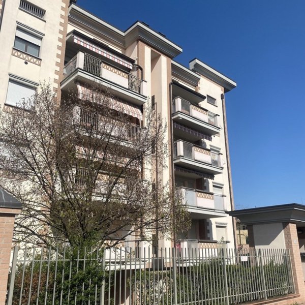 appartamento in vendita a Parma in zona Molinetto