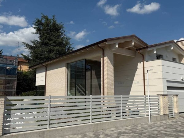 casa indipendente in vendita a Parma in zona Cittadella