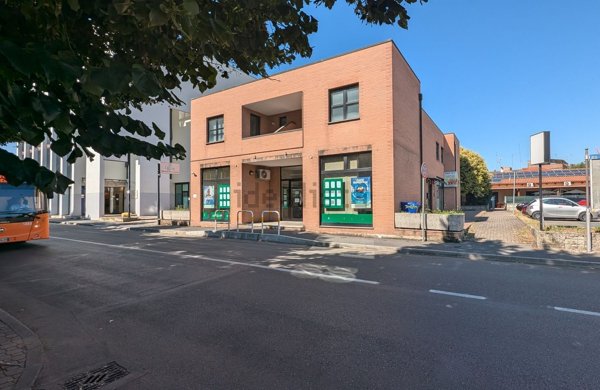 negozio in vendita a Parma