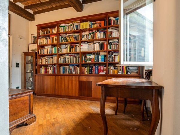 appartamento in vendita a Parma in zona Oltretorrente