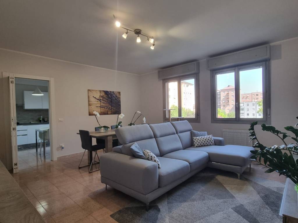 appartamento in vendita a Parma in zona San Martino / Paradigna