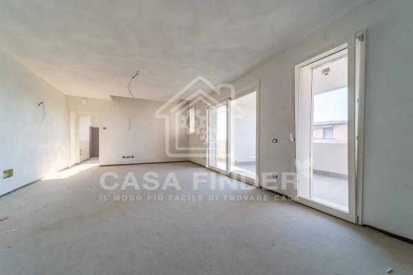 appartamento in vendita a Parma in zona San Leonardo