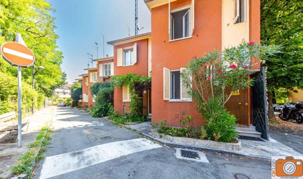 casa indipendente in vendita a Parma in zona San Leonardo
