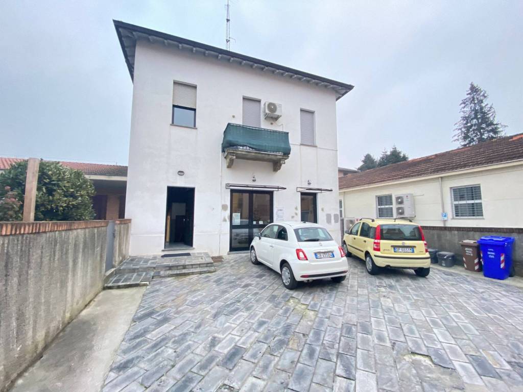 appartamento in vendita a Parma in zona San Martino / Paradigna