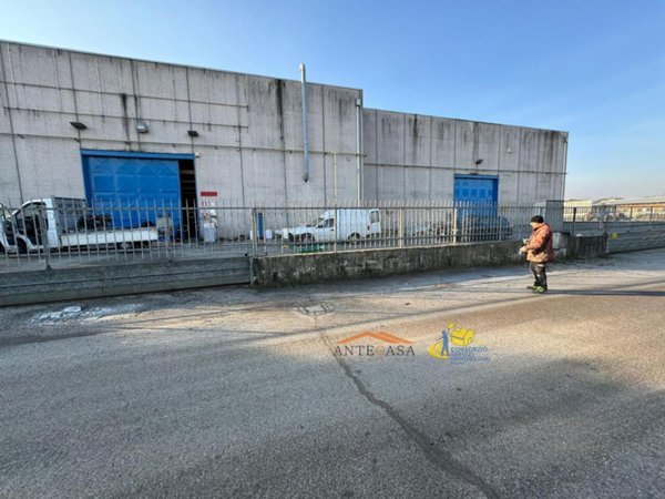 negozio in vendita a Parma