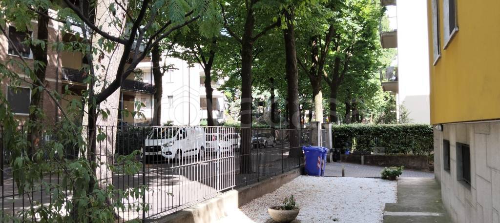 appartamento in vendita a Parma in zona San Lazzaro
