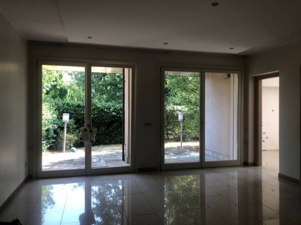 casa indipendente in vendita a Parma