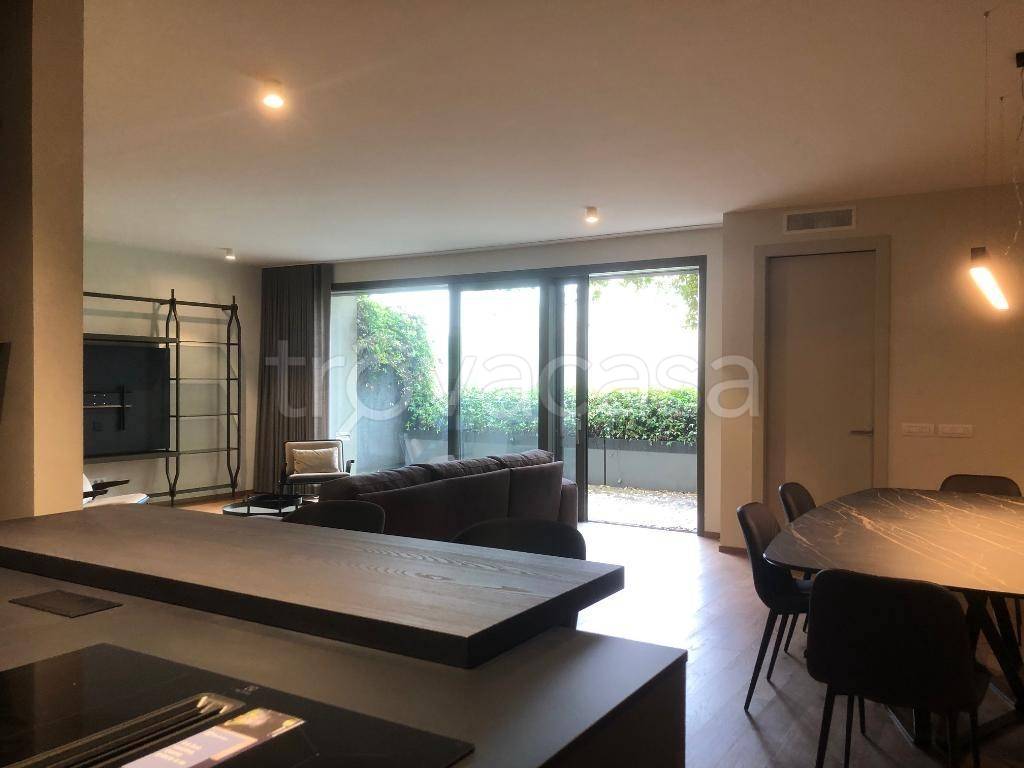 appartamento in vendita a Parma in zona Centro Storico