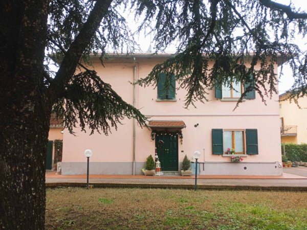 casa indipendente in vendita a Parma in zona Pablo