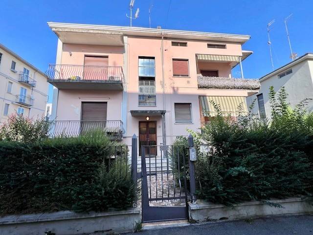 appartamento in vendita a Parma in zona Pablo