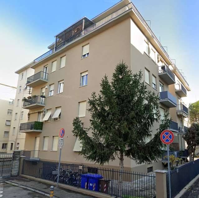appartamento in vendita a Parma in zona Pablo
