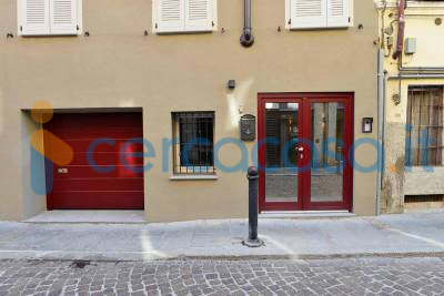appartamento in vendita a Parma in zona Centro Storico