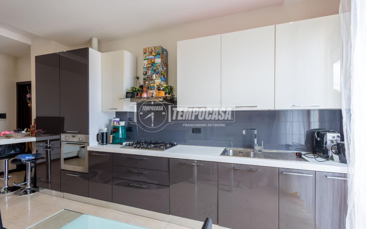 appartamento in vendita a Parma in zona San Lazzaro