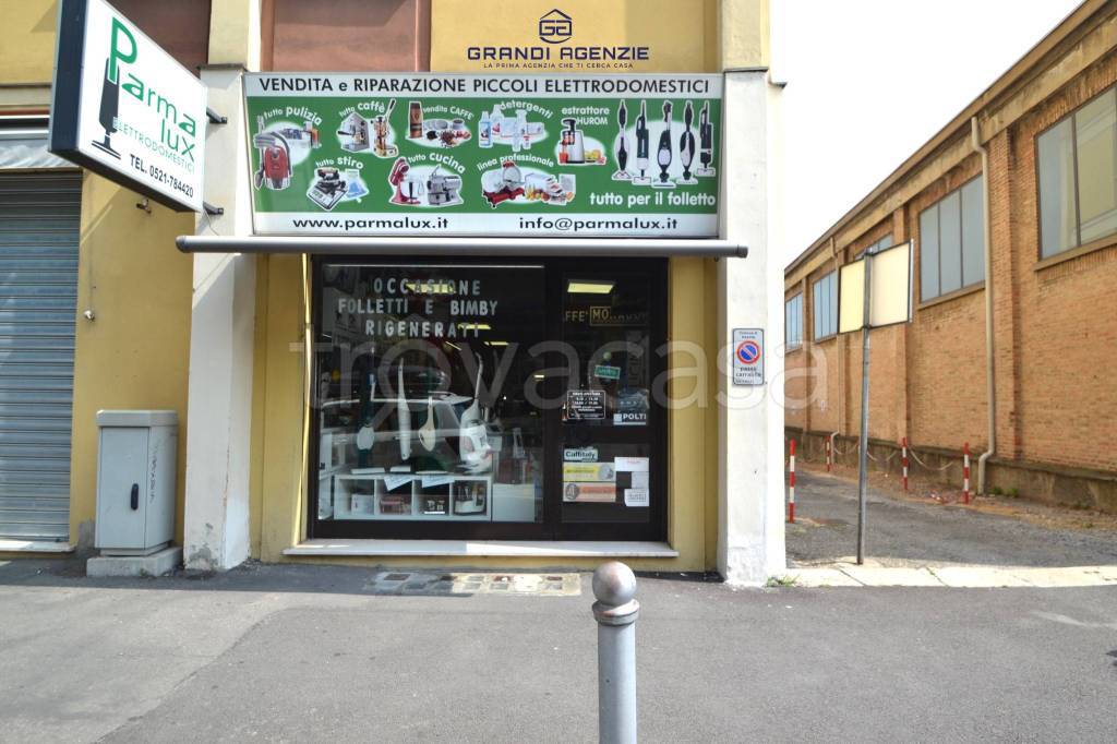negozio in vendita a Parma in zona Centro Storico