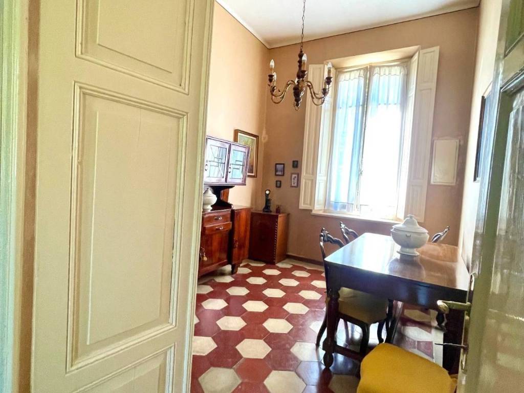 appartamento in vendita a Parma in zona Cittadella
