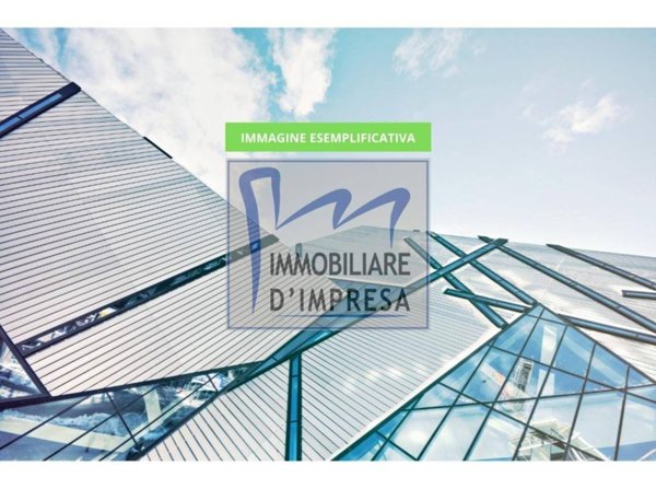 ufficio in vendita a Parma in zona Crocetta