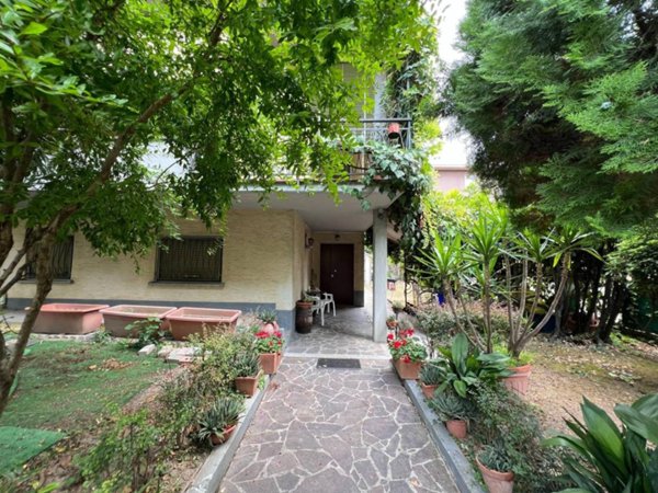 casa indipendente in vendita a Parma in zona San Lazzaro