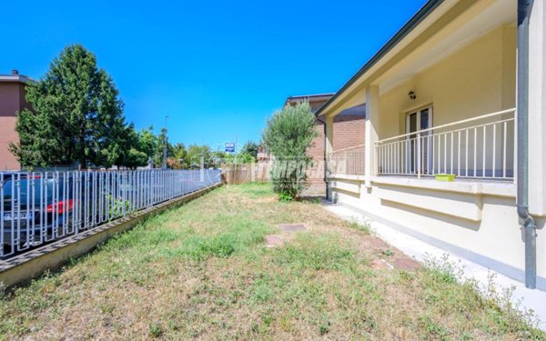 casa indipendente in vendita a Parma in zona Baganzola