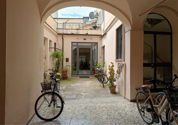 appartamento in vendita a Parma in zona Centro Storico