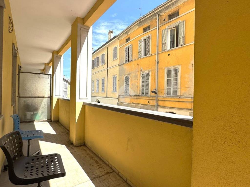 appartamento in vendita a Parma in zona Centro Storico