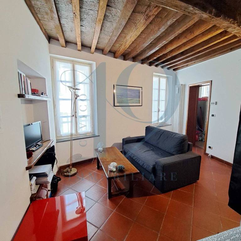 appartamento in vendita a Parma in zona Centro Storico