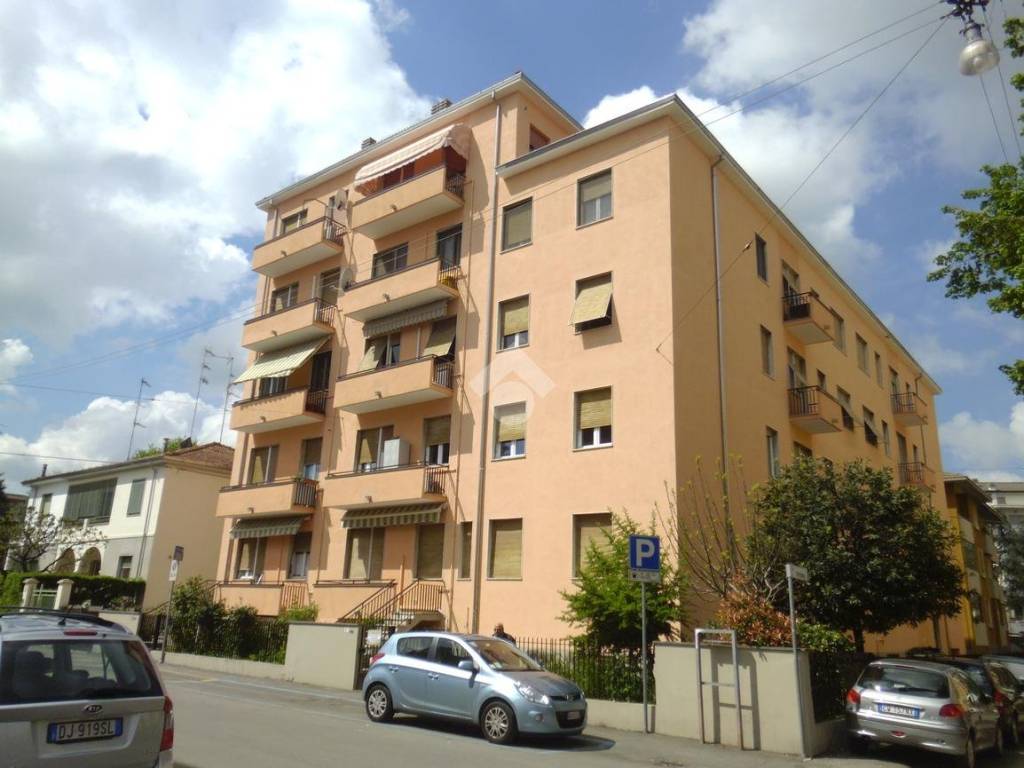 appartamento in vendita a Parma in zona San Martino / Paradigna