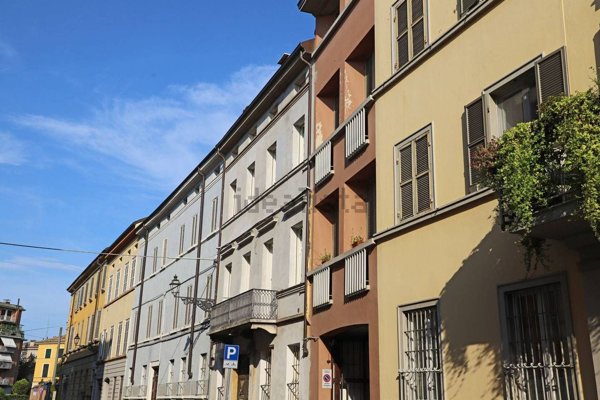 appartamento in vendita a Parma in zona Centro Storico