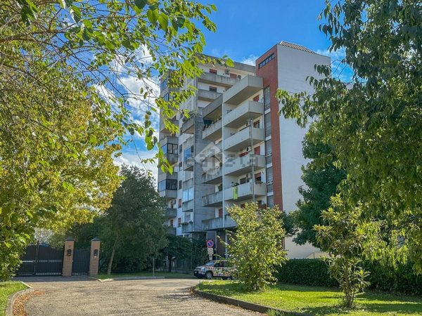 appartamento in vendita a Parma in zona San Martino / Paradigna