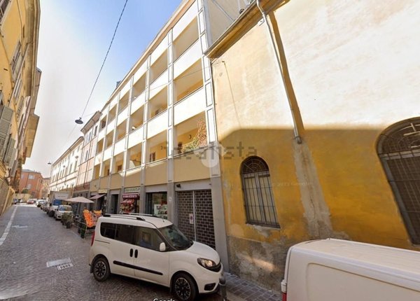 appartamento in vendita a Parma in zona Centro Storico